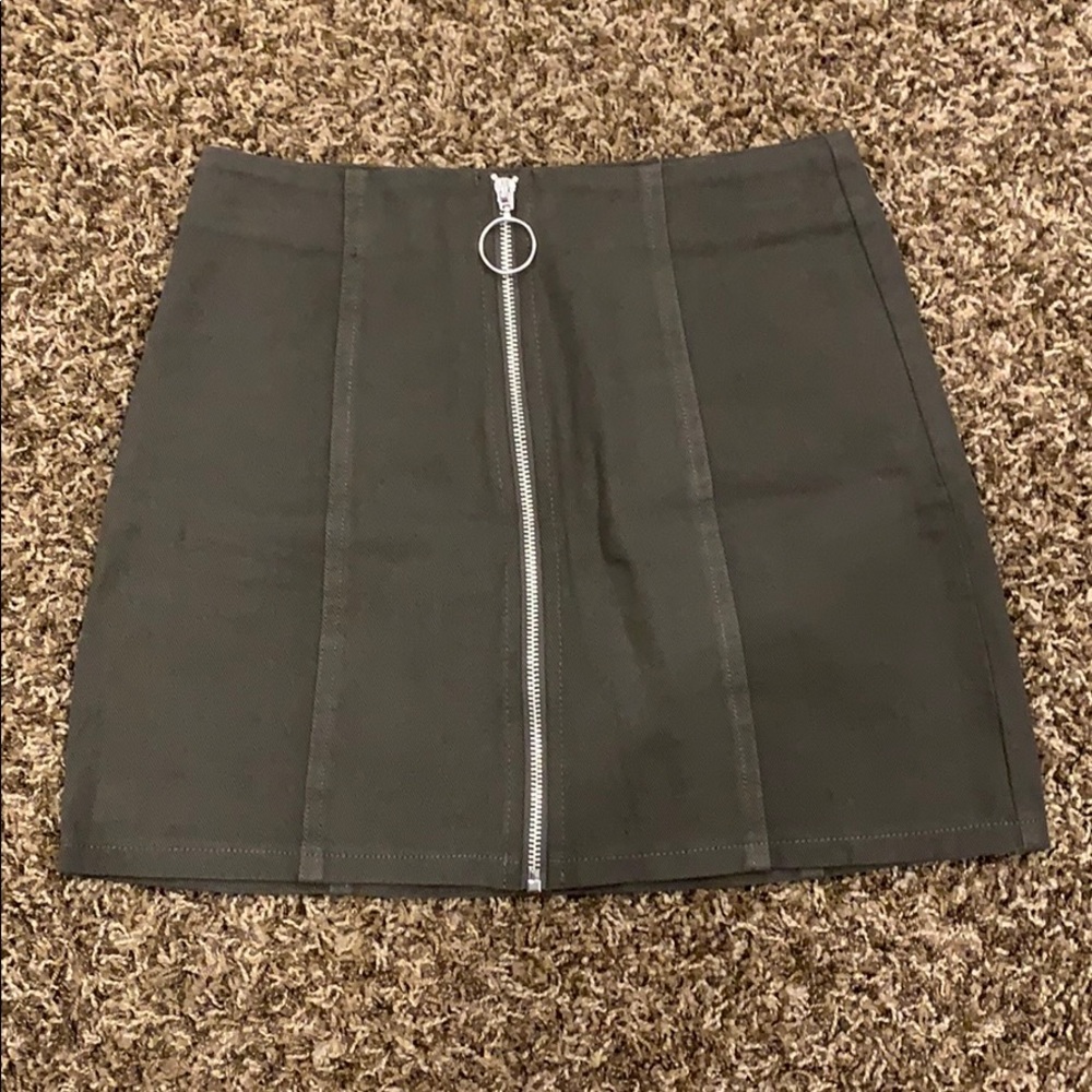 Green Zip-Up Mini Skirt